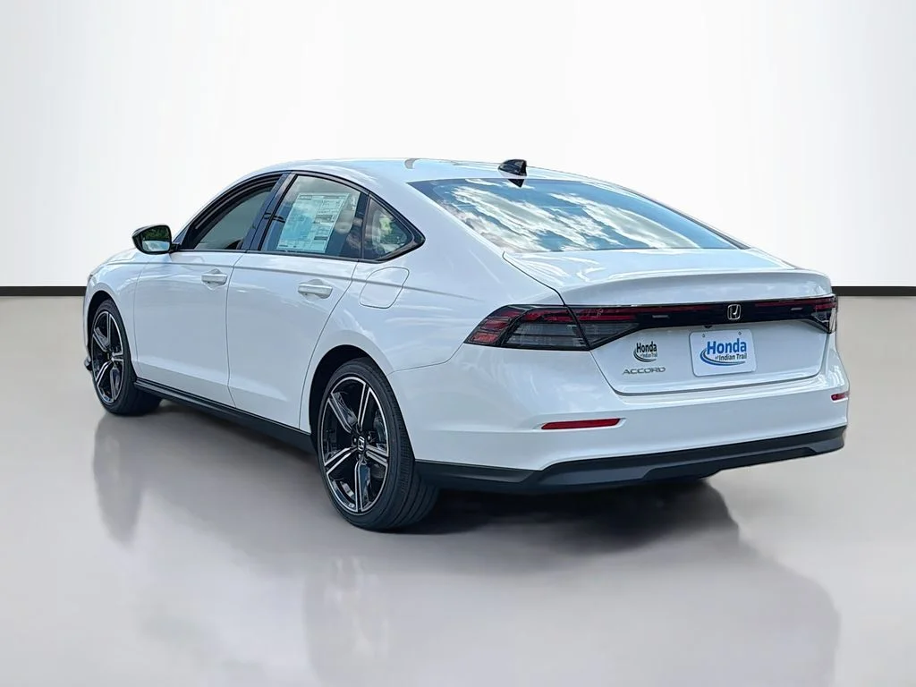 New 2026 Platinum White Pearl Honda SE image 7