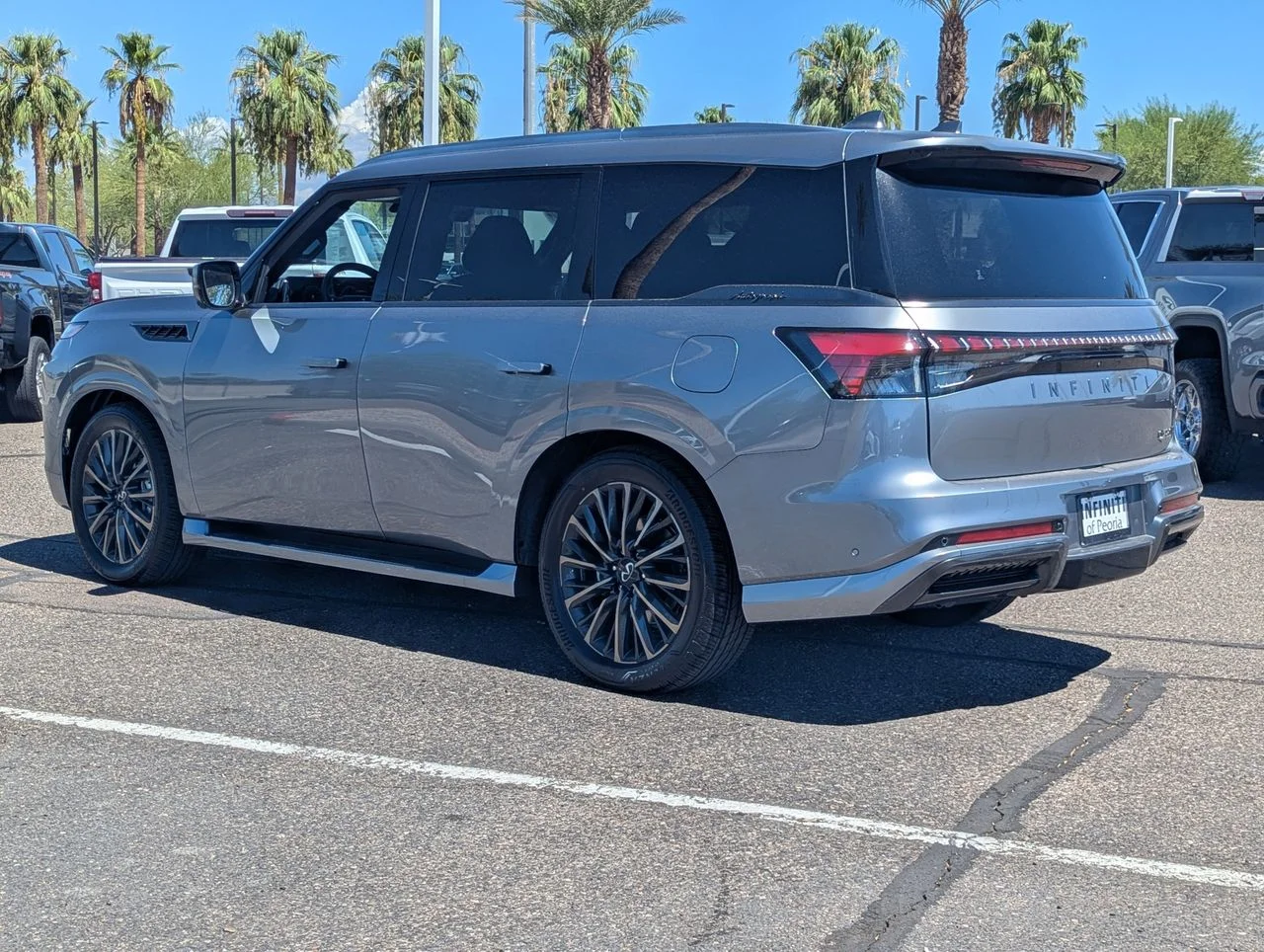 New 2027 DYNAMIC METAL INFINITI Autograph 4WD image 3