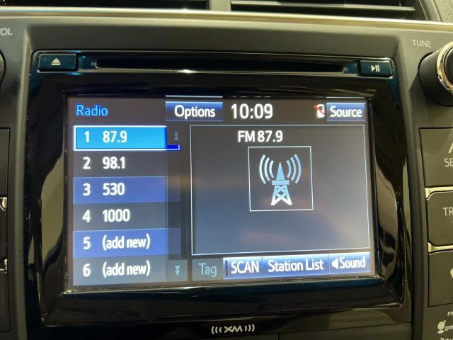 2017 Toyota Camry XLE - Photo 12