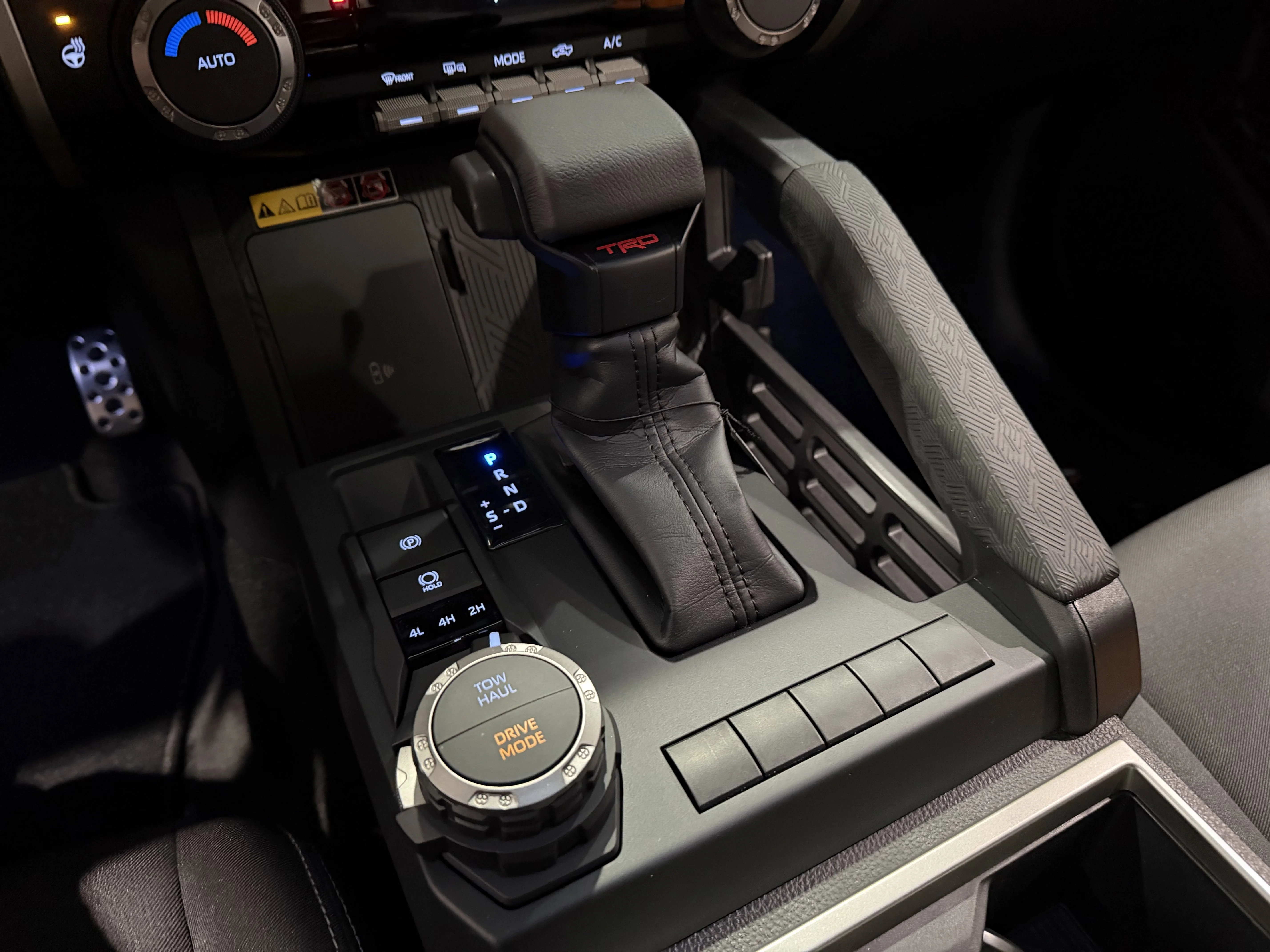 2025 Toyota Tacoma TRD Sport - Photo 20