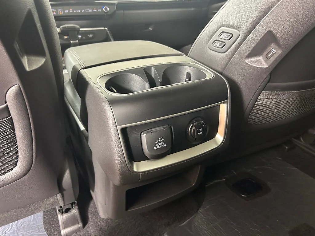 New 2026 Ceramic Silver Kia SX Prestige image 13