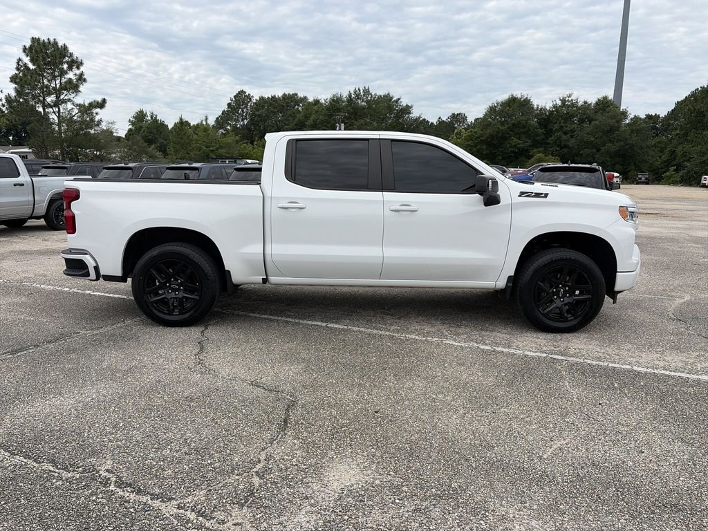 Used 2024 White Chevrolet RST image 7