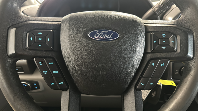Used 2019 Blue Ford XLT image 15