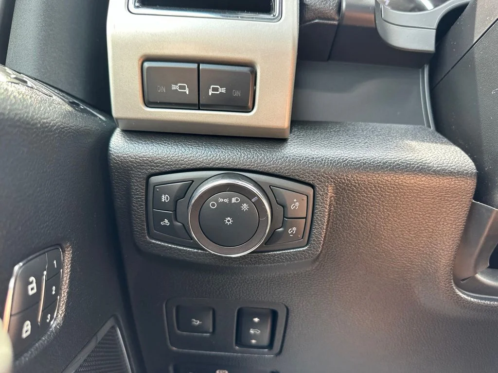 Used 2019 Gray Ford Lariat image 45