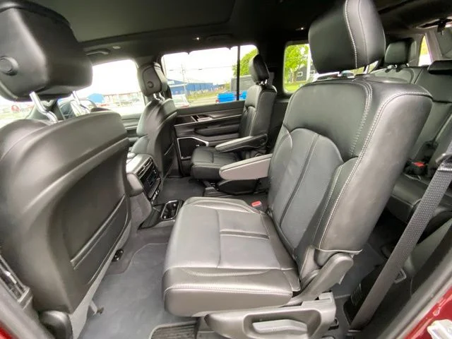 Used 2024 Red Jeep Series III image 11