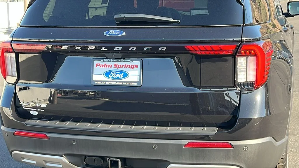 New 2026 Agate Black Metallic Ford Active image 6