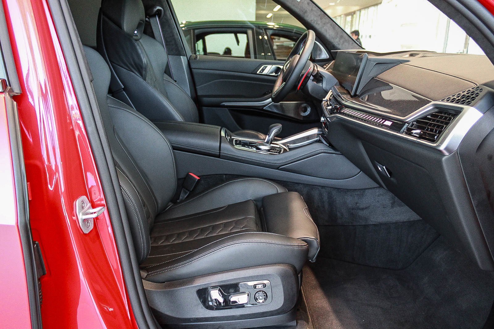 New 2026 Toronto Red Metallic BMW Competition image 16