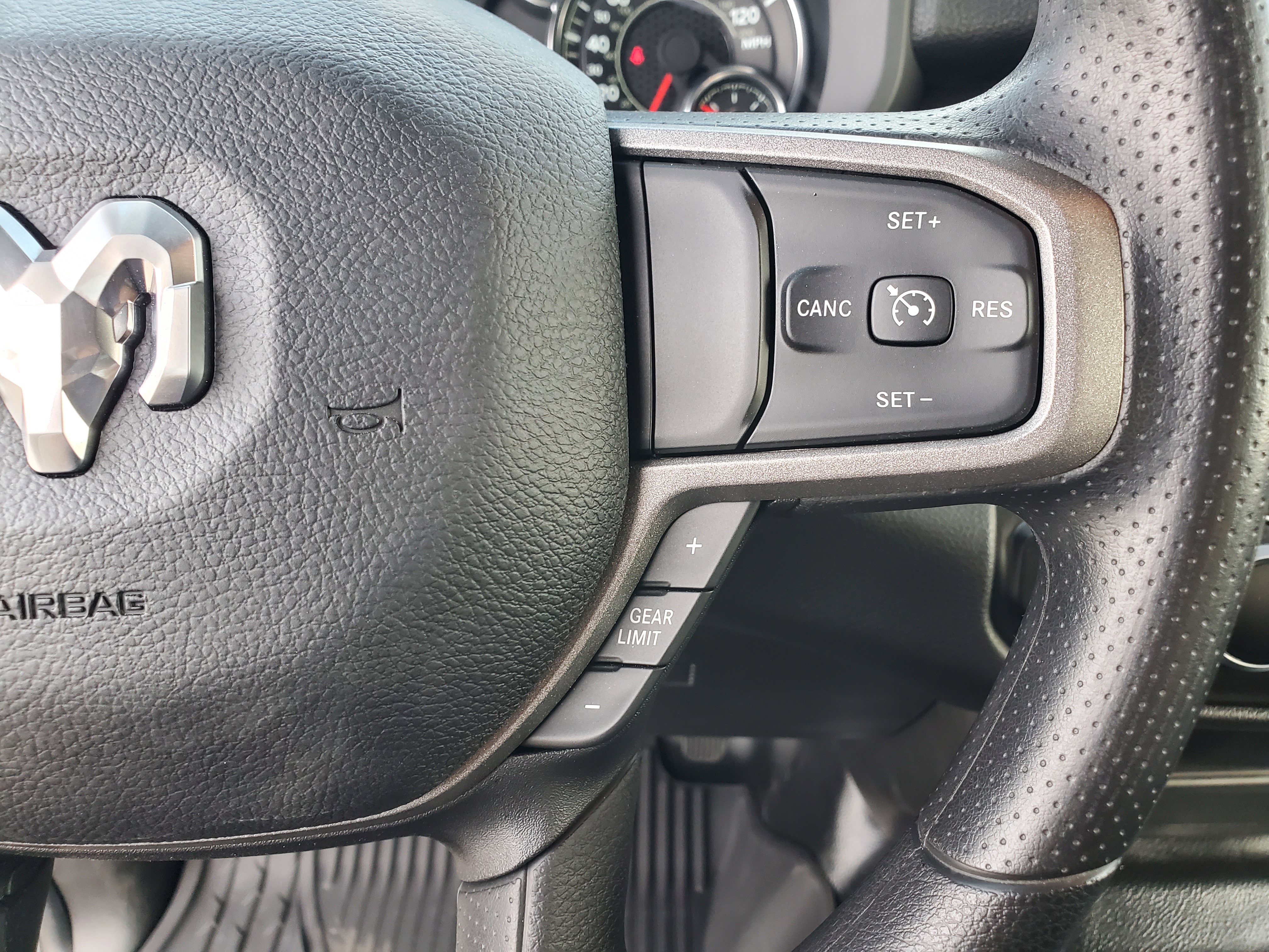 2024 RAM Ram 2500 Pickup Tradesman - Photo 23