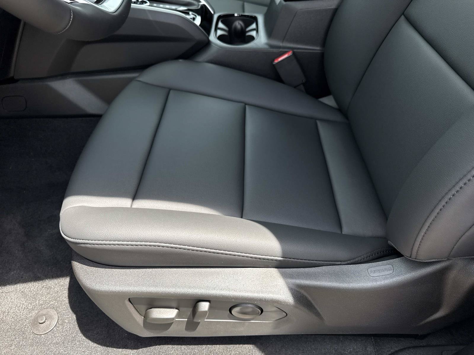 2026 Chevrolet Colorado Trail Boss - Photo 11