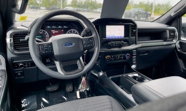 Used 2023 Oxford White Ford XL image 11