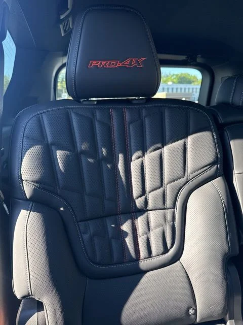 2025 Nissan Armada PRO-4X - Photo 23