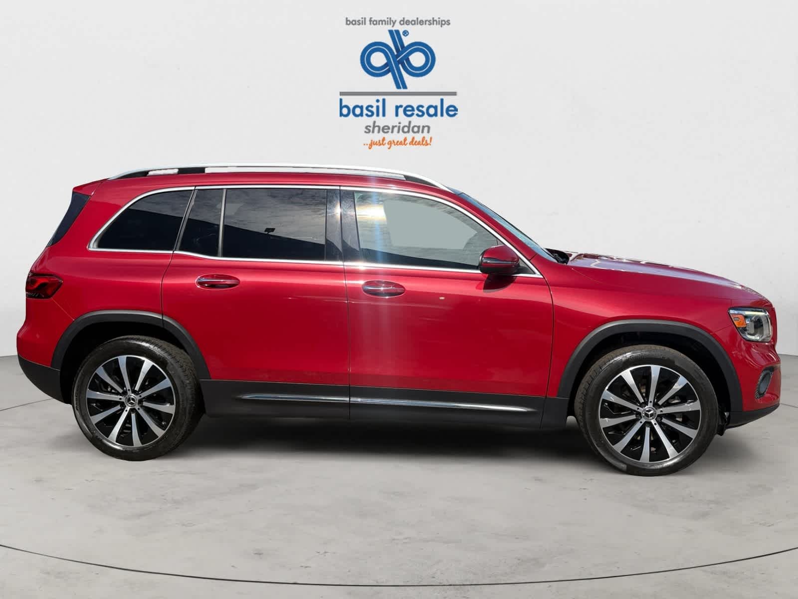 Used 2022 MANUFAKTUR Patagonia Red Metallic Mercedes-Benz GLB 250 image 8