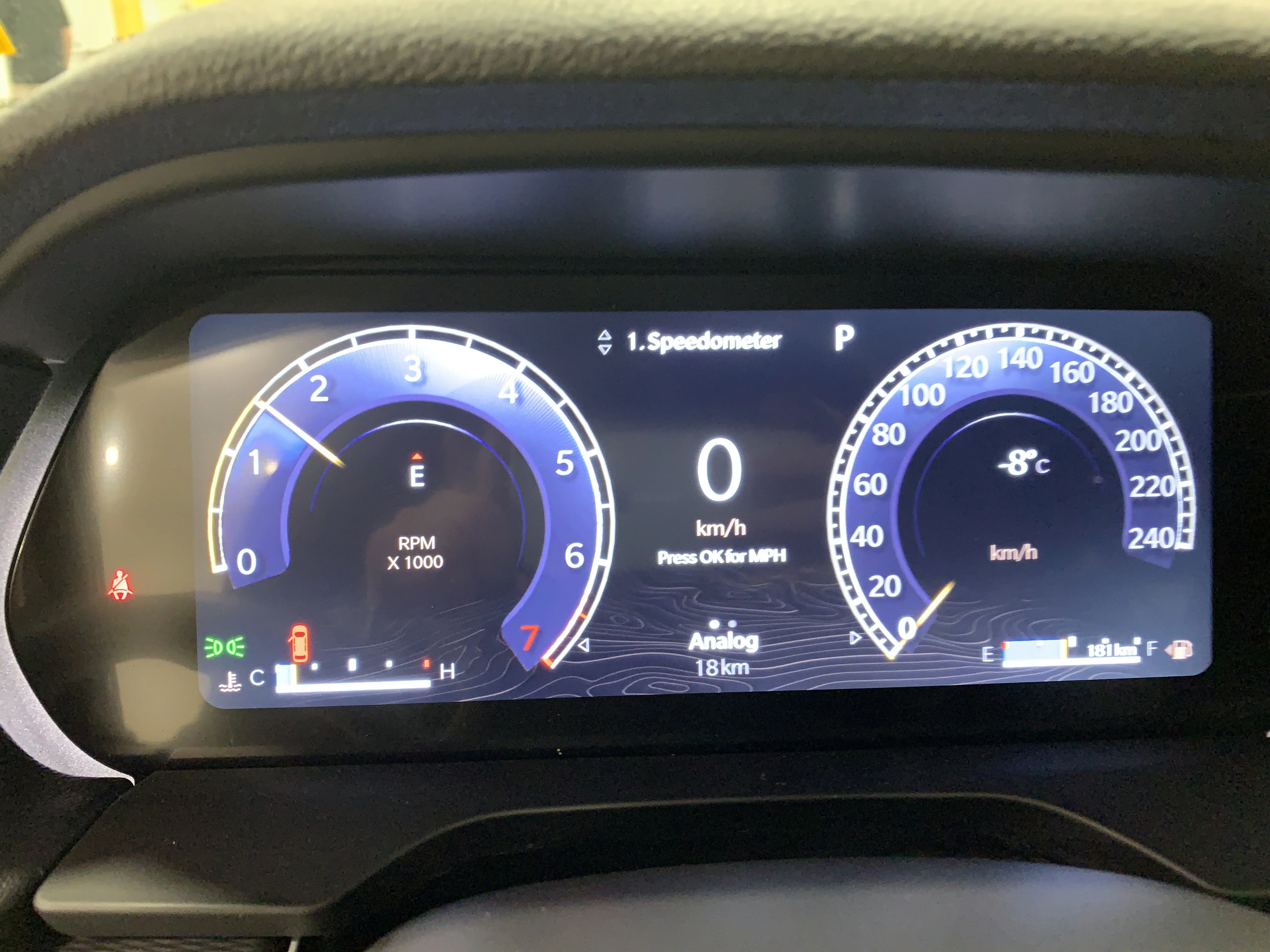 New 2025 Diamond Blk Crystal Pearl Jeep Altitude image 17