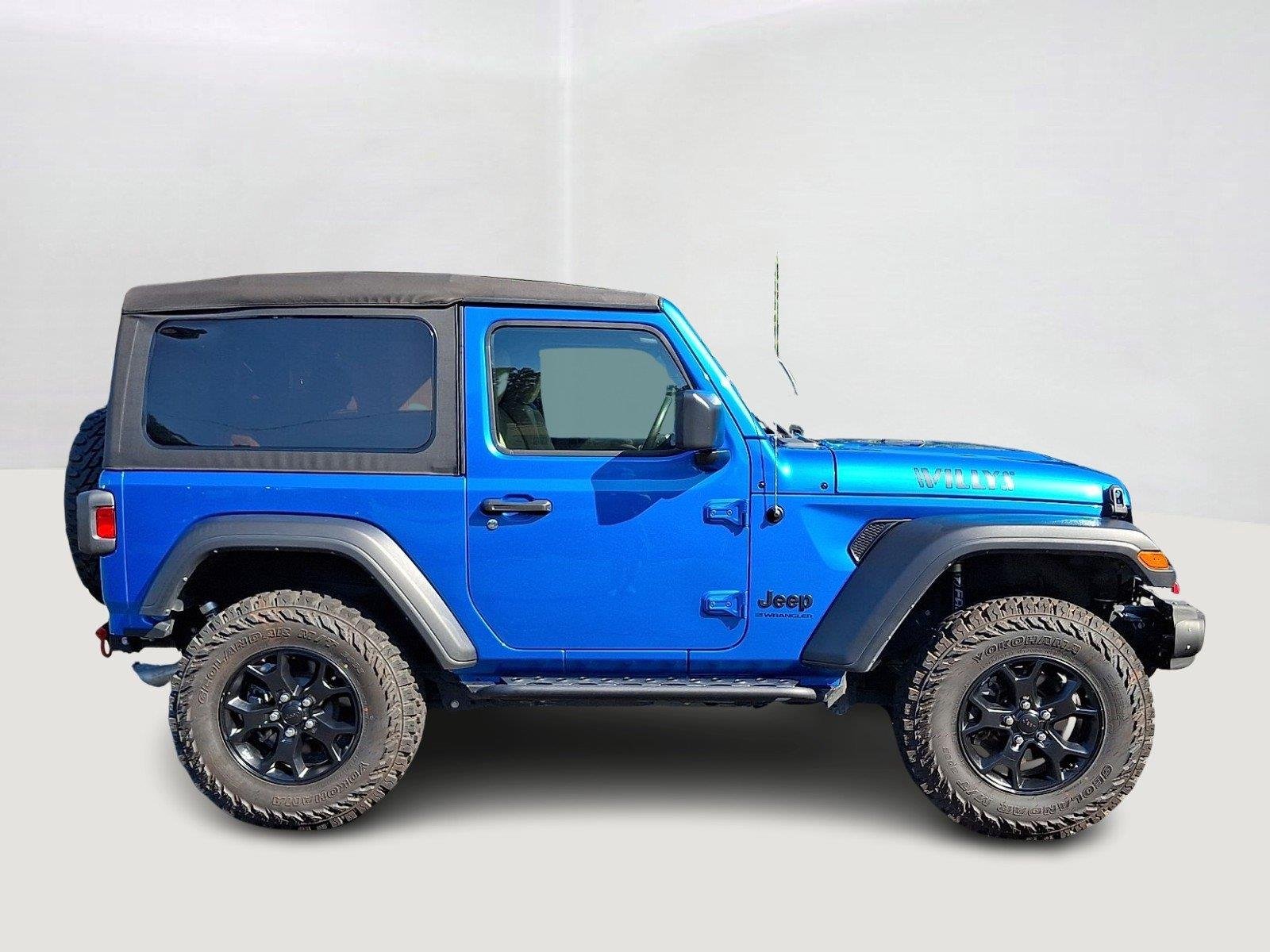 Certified Used 2023 Hydro Blue Pearlcoat Jeep Willys Sport image 7