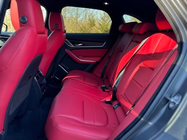 2026 Jaguar F-Pace R-Dynamic S - Photo 14