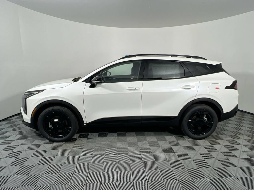 New 2026 Snow White Pearl Kia X-Line image 8