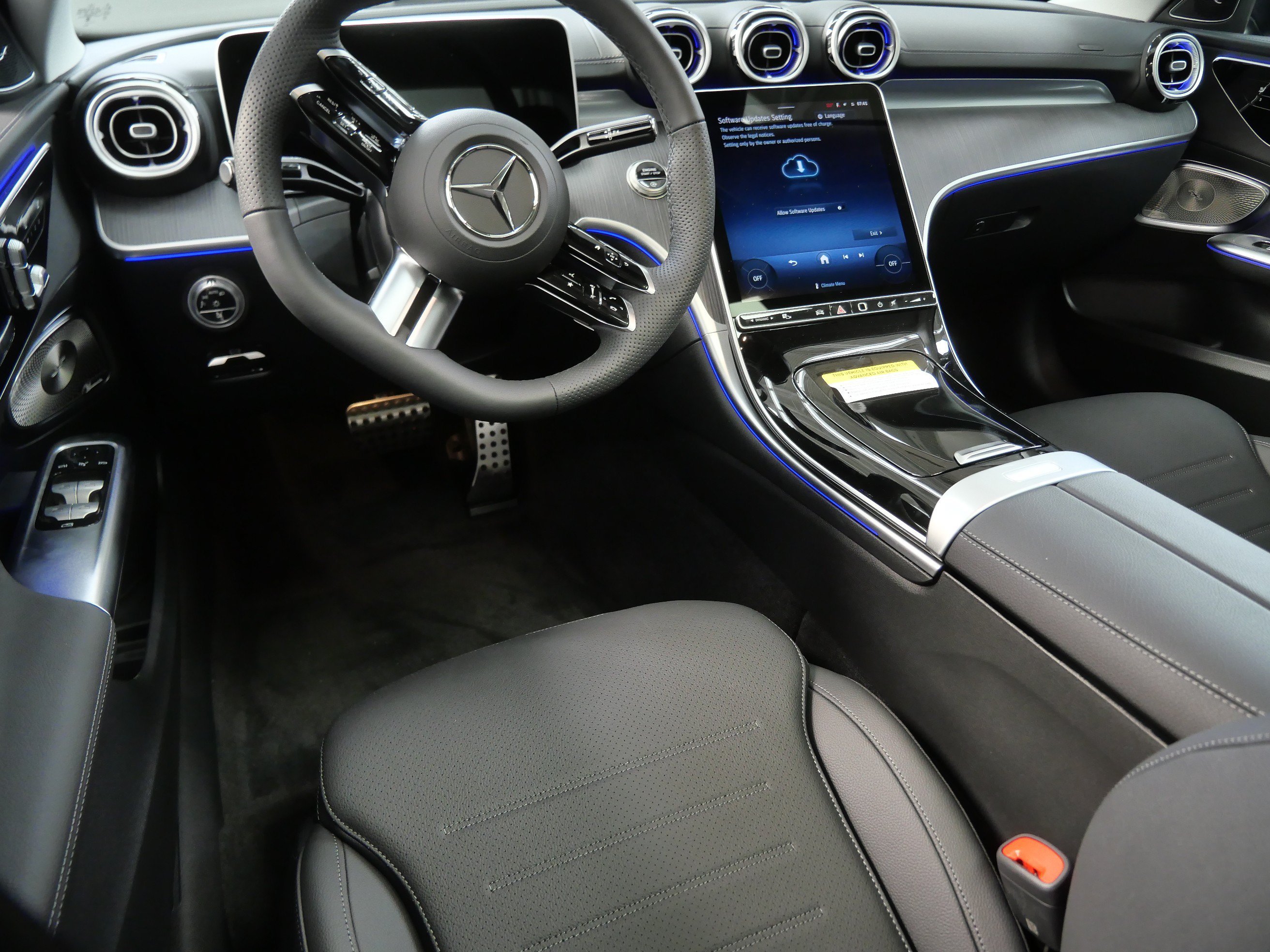 New 2026 MANUFAKTUR Alpine Grey Mercedes-Benz C 300 image 2