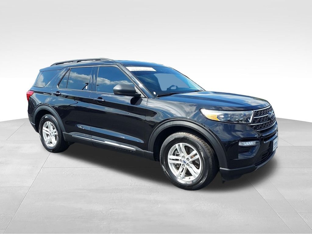 Used 2024 Black Ford XLT image 7