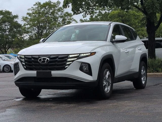 Certified Used 2023 White Hyundai SE image 3