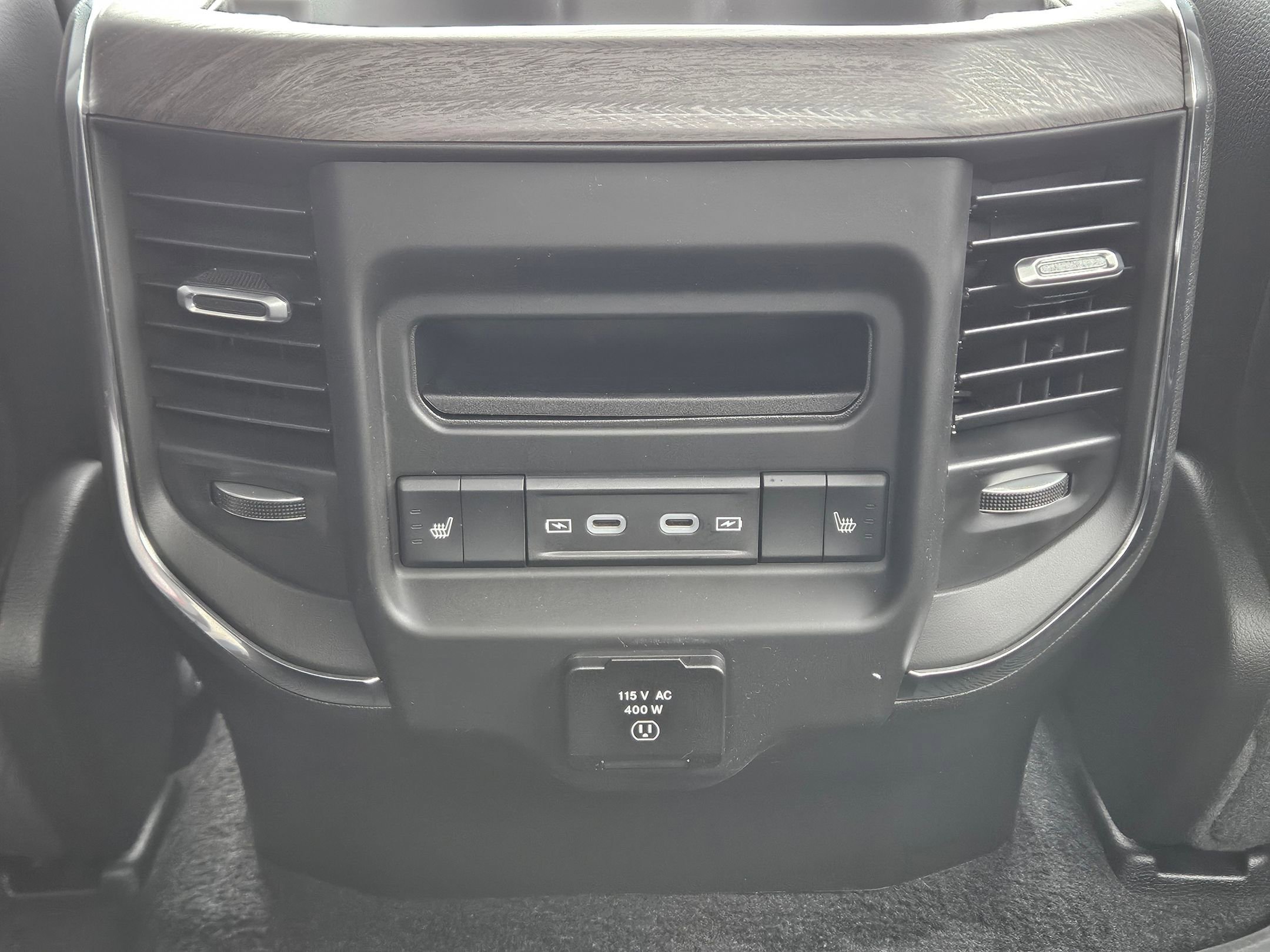New 2026 Diamond Black Crystal Pearl-Coat Exterior Paint RAM Laramie image 23