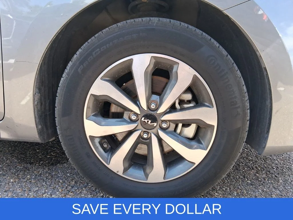 Used 2022 Gray Kia S image 19