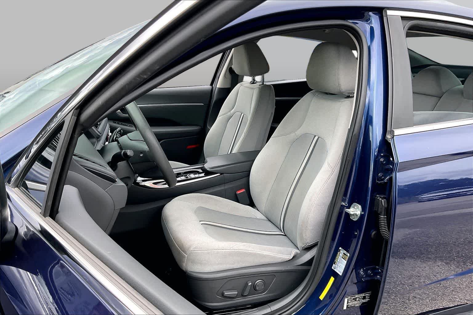 Pre-Owned 2022 Hyundai Sonata SEL