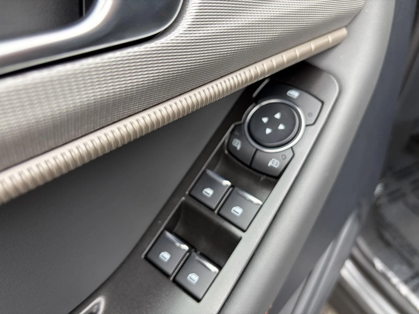 New 2026 Carbonized Gray Metallic Ford Active image 5