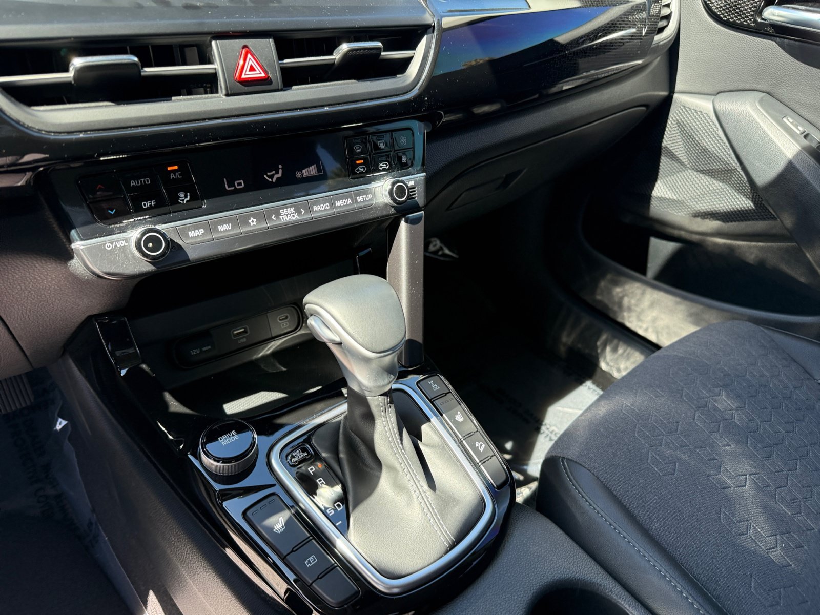 Certified Used 2024 Clear White Kia S image 13