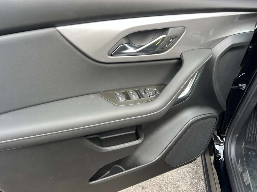 2026 Chevrolet Blazer 2LT - Photo 10