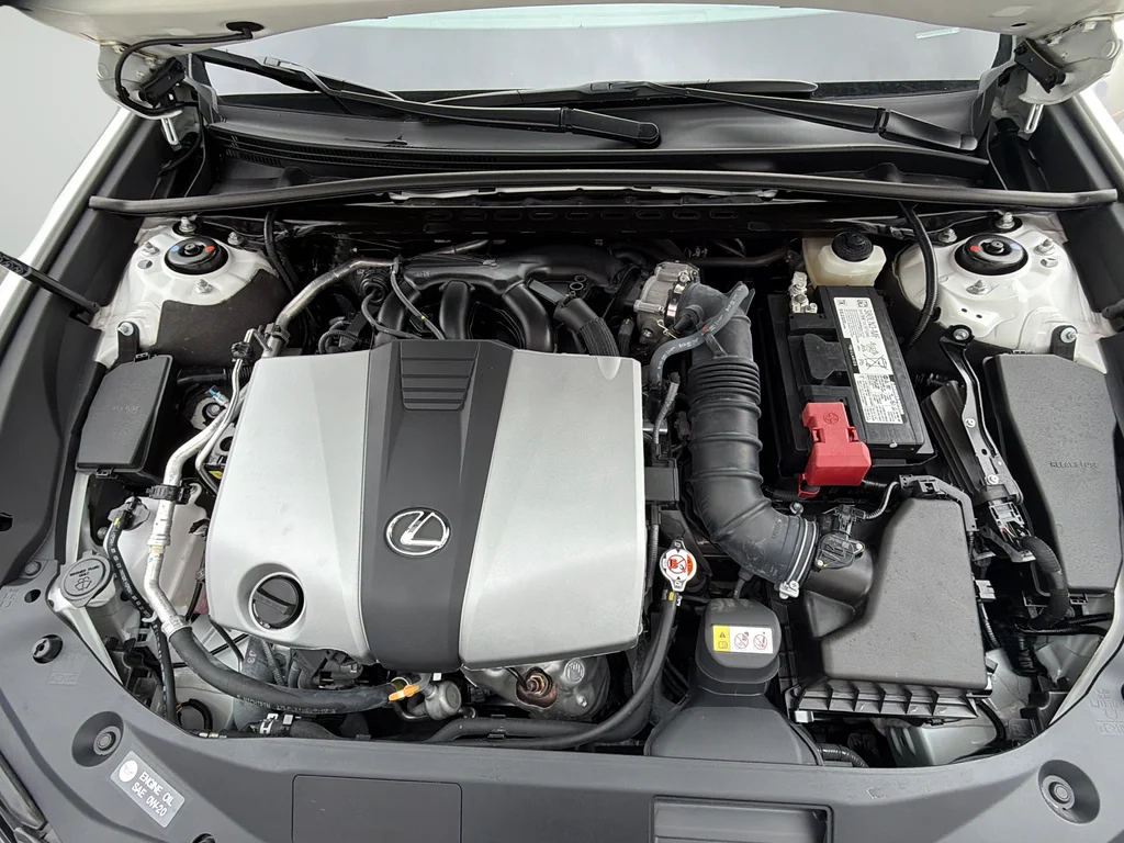 Used 2024 White Lexus 350 image 41