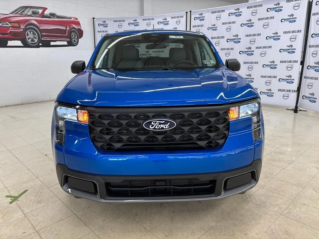 New 2026 Velocity Blue Ford XLT image 2