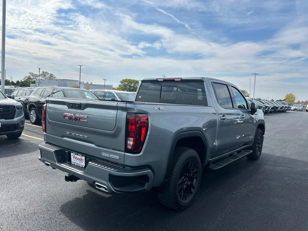 New 2026 Sterling Metallic GMC Elevation image 10