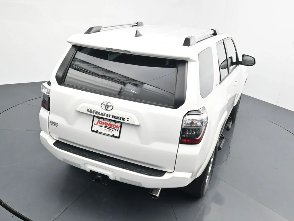 Used 2023 White Toyota SR5 image 24