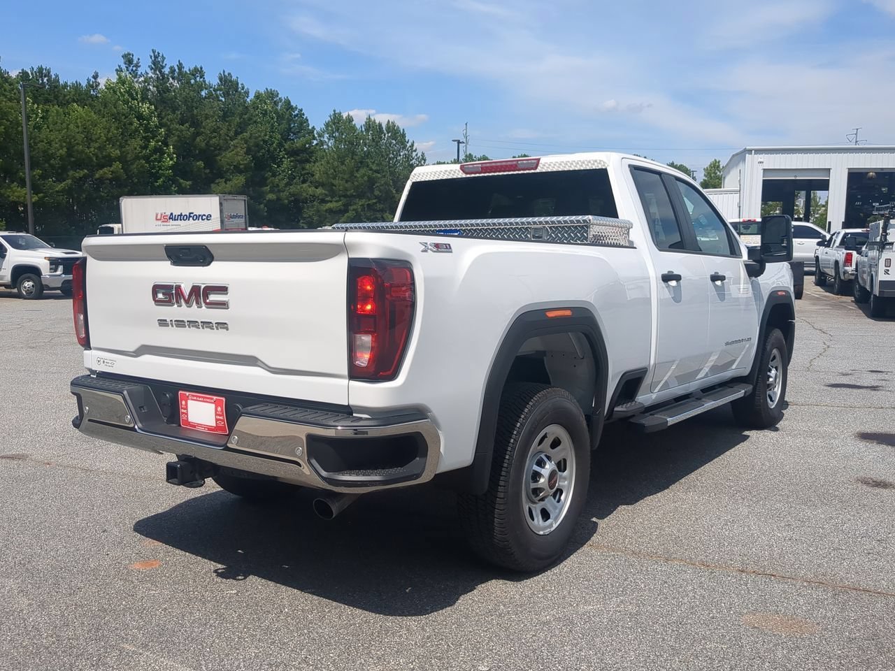 New 2026 Summit White GMC Pro image 8