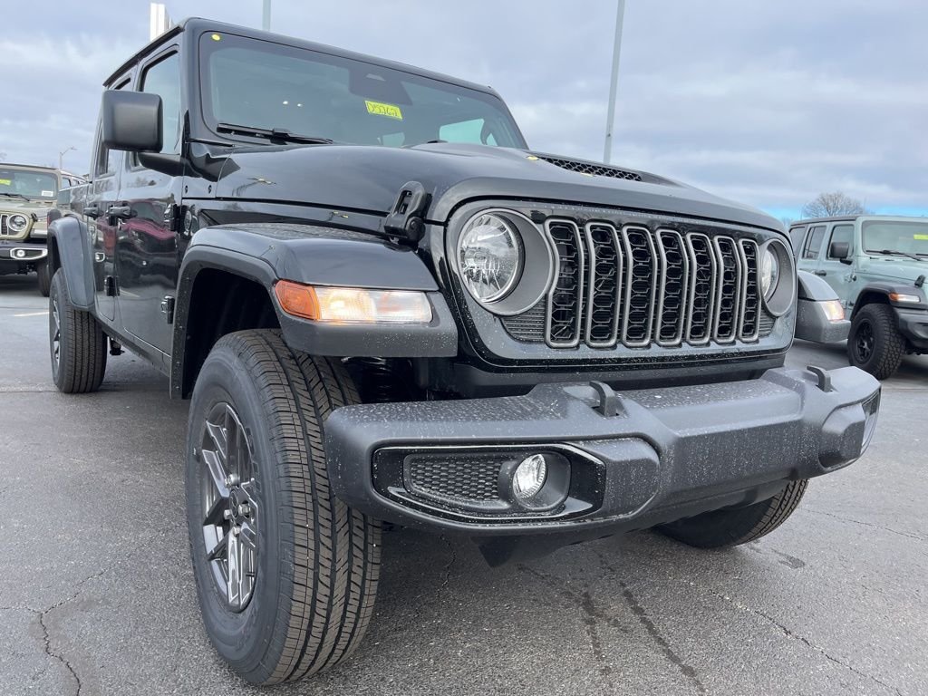 New 2026 Black Clear-Coat Exterior Paint Jeep Sport S image 48