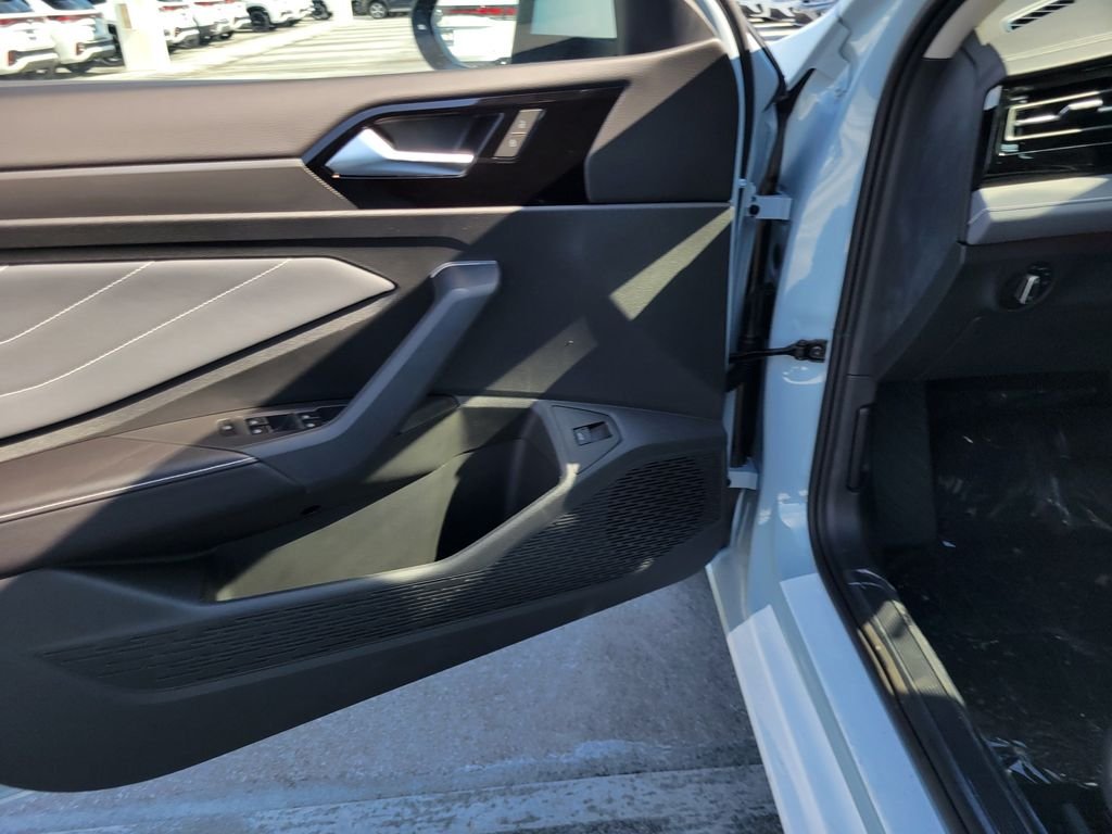 New 2026 Gray Volkswagen 1.5T SEL image 8