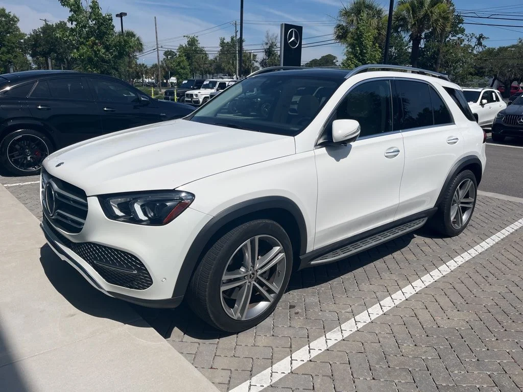 Certified Used 2022 Polar White Mercedes-Benz GLE 450 image 2
