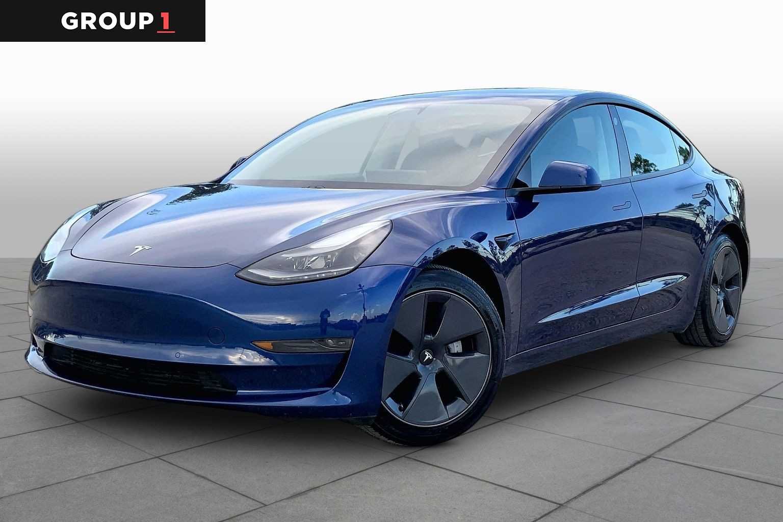 Pre-Owned 2021 Tesla Model 3 Standard Range Plus