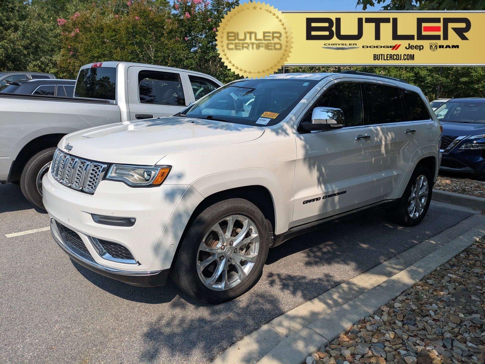 Used 2021 Ivory 3-Coat Jeep Summit image 1