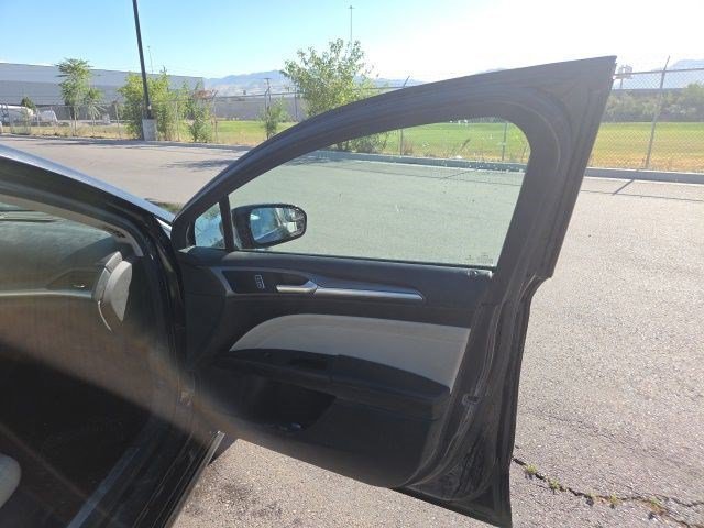 Used 2015 Black Ford Titanium image 19