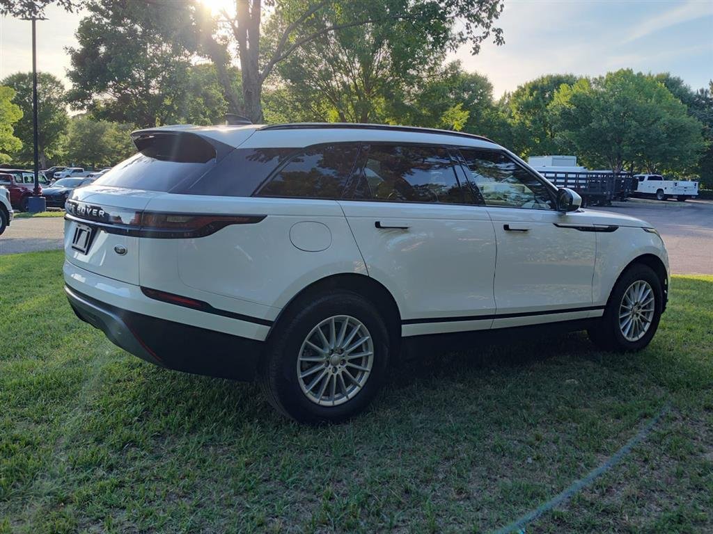 Used 2019 Fuji White Land Rover P250 image 4
