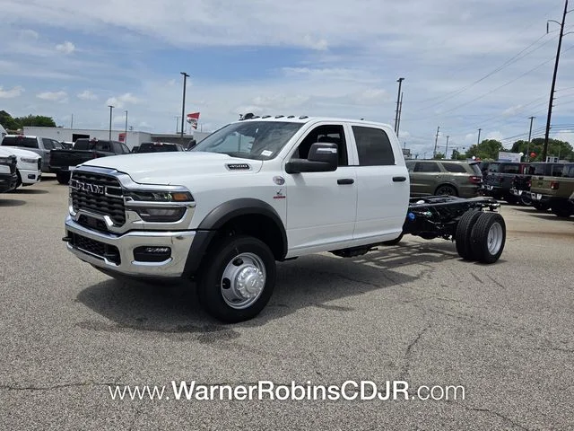 New 2026 Bright White Clear-Coat Exterior Paint RAM Tradesman image 3