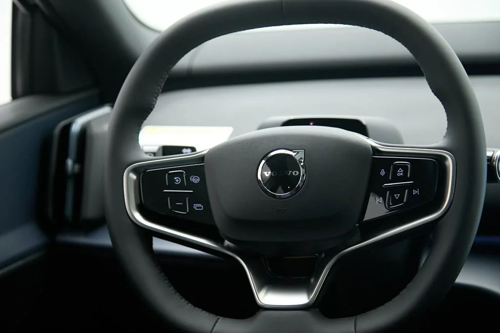 New 2026 Crystal White Volvo Ultra image 25