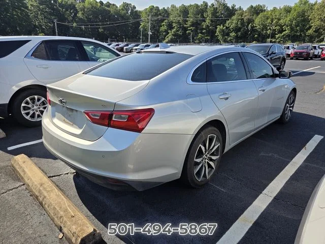 Used 2018 Silver Chevrolet LT image 10