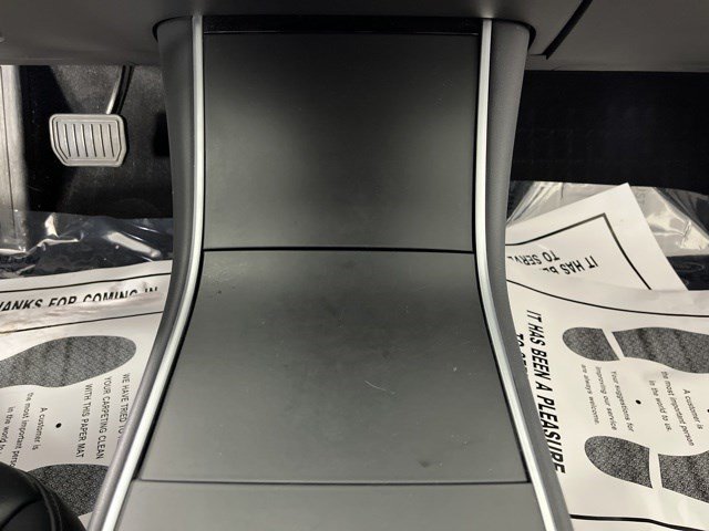 Used 2018 Silver Tesla Long Range Battery image 18