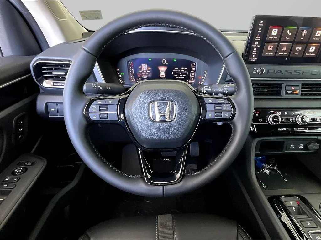 New 2026 Sonic Gray Pearl Honda RTL image 10