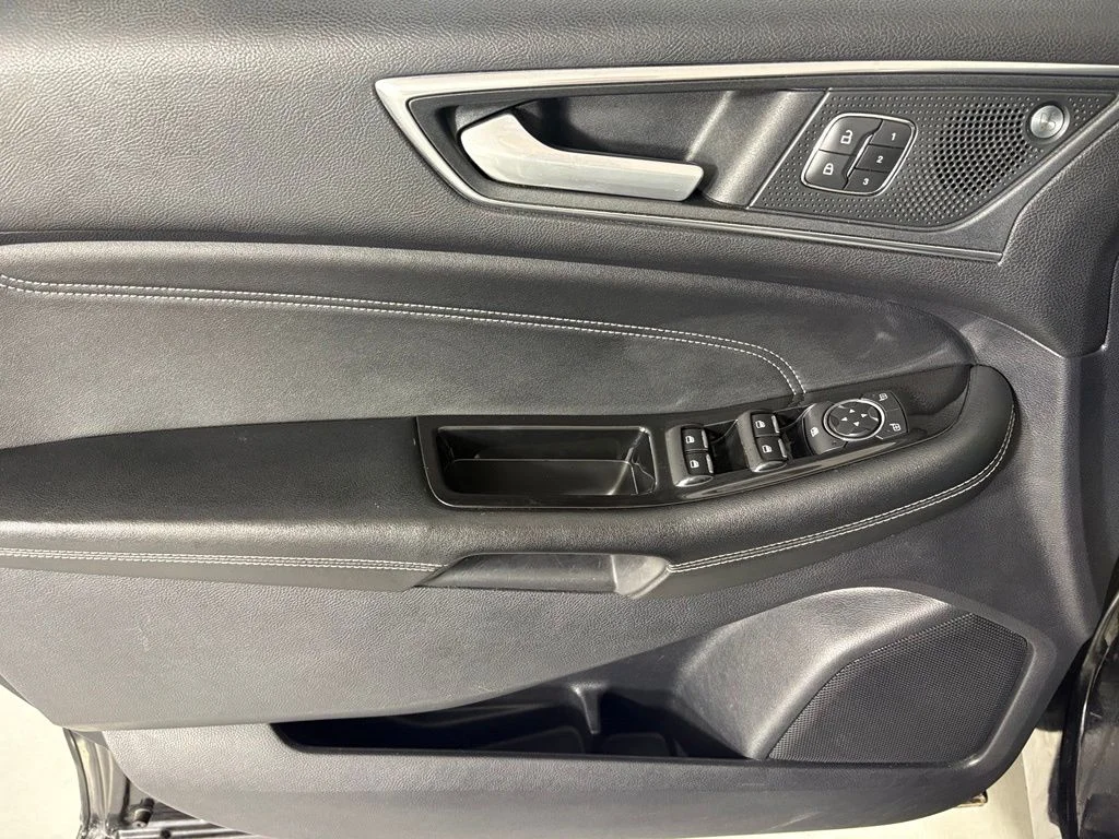 Used 2020 Black Ford Titanium image 19