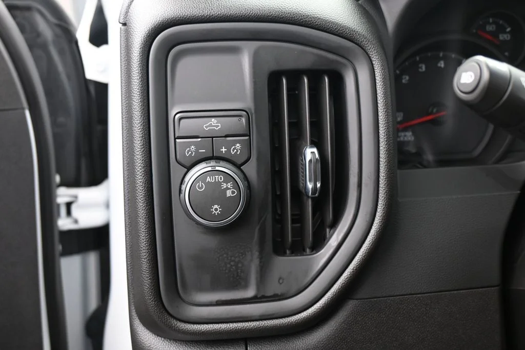 Used 2026 Summit White Chevrolet WT image 15