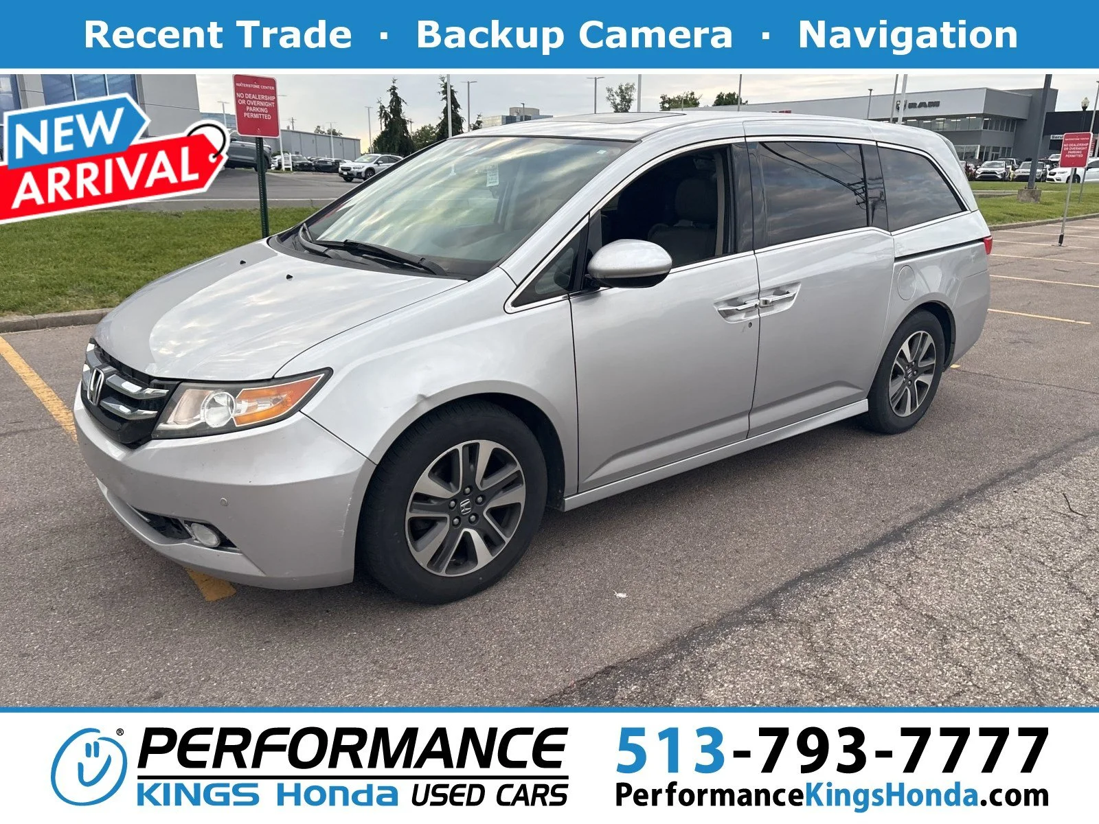 2015 Honda Odyssey Touring's photo