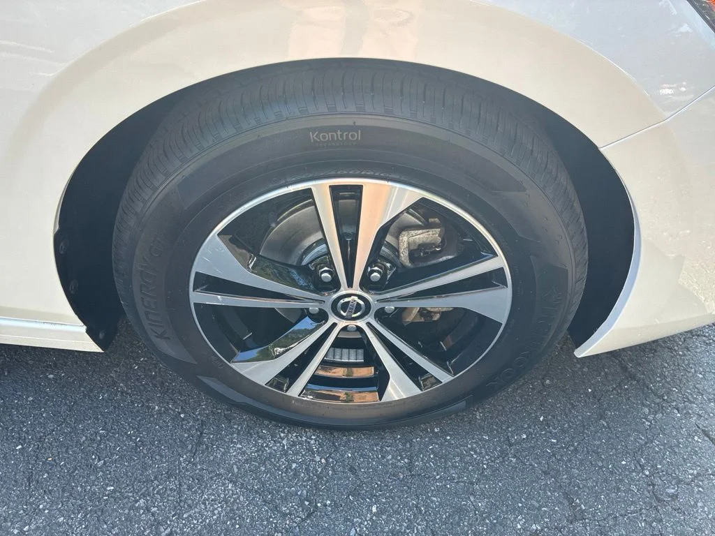 Certified Used 2023 White Nissan SV image 9